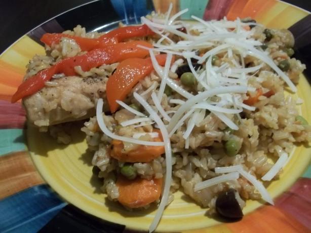 Arroz Con Pollo Chapina (Guatemalan Chicken and Rice). Photo by rpgaymer