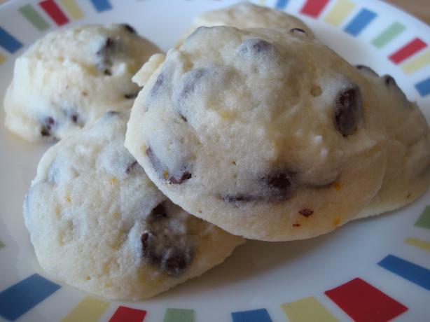 Orange Cream Cheese Chocolate Chip Cookies. Photo by Starrynews