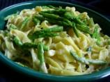 Penne With Asparagus and Cream Sauce