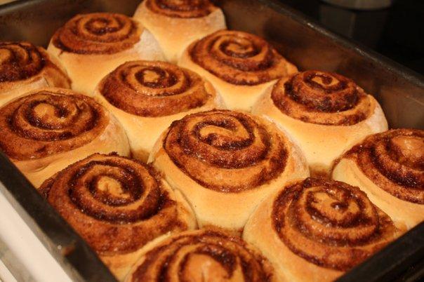 T.j. Cinnamon's Cinnamon Rolls. Photo by Chris (Chef #1512297)