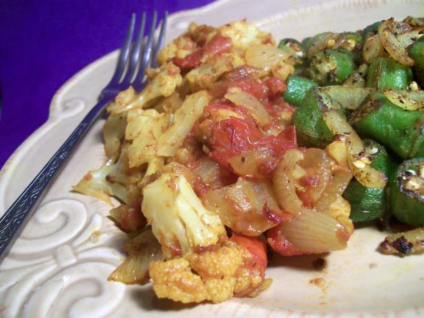 Fried Cauliflower --(Bilingani La Kukaanga). Photo by Sharon123