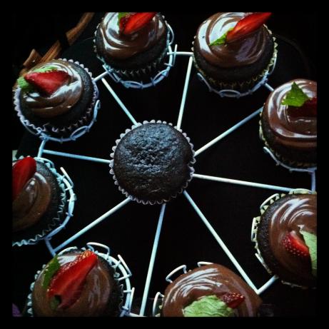 Vegan Chocolate Cupcakes With Chocolate Mousse Topping. Photo by fm86