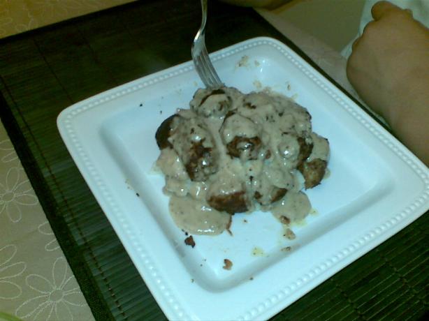 Swedish Meatballs (Kottbullar). Photo by Becwil75