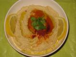 Yummy Spicy Hummus. Photo by Caramella Girl