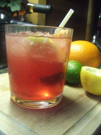 Starburst (Cocktail). Photo by Vseward (Chef~V)