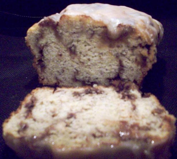 Banana and Mars Bar Cake. Photo by Tisme