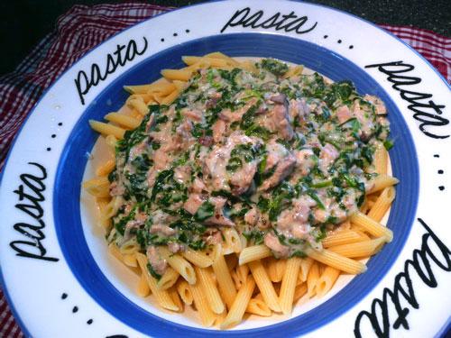 Salmon and Spinach Pasta. Photo by Mikekey
