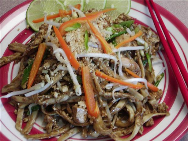 Golden Dragon Pad Thai. Photo by Rita~