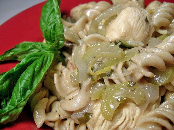 Lemon Chicken With Basil. Photo by justcallmetoni