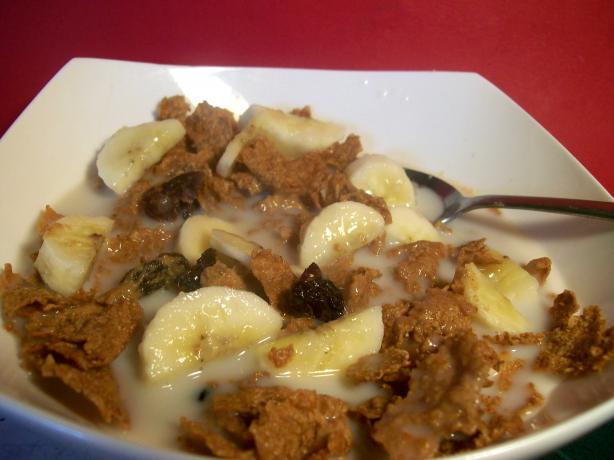 Almond-Cherry Cereal. Photo by Sharon123
