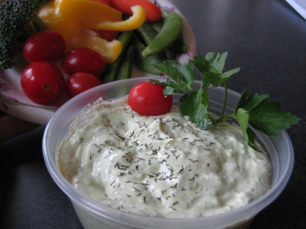 Dill Dip for Weight Watchers. Photo by Cookin'Diva