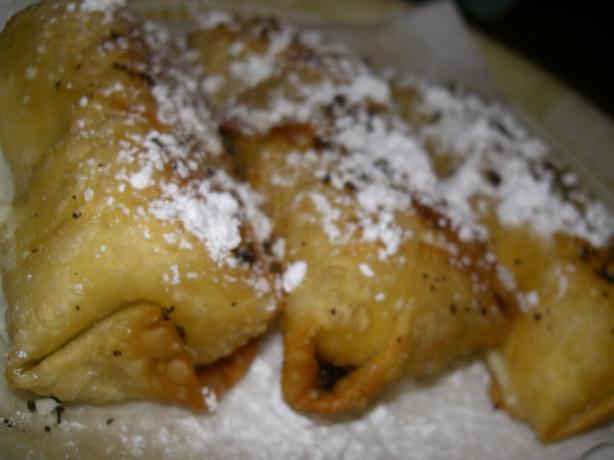 Simple Dessert Egg Rolls. Photo by Random Rachel
