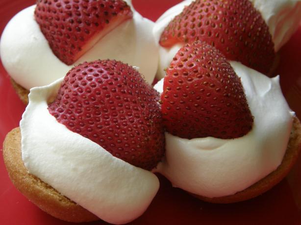 Strawberry Nilla Nibblers. Photo by mydesigirl