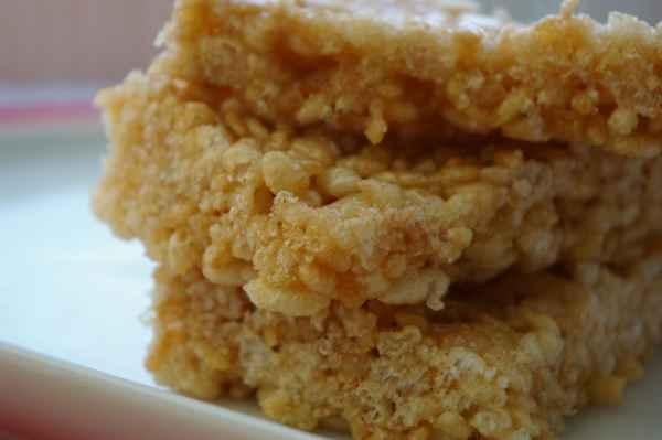 Microwave Rice Krispies Treats. Photo by Redsie