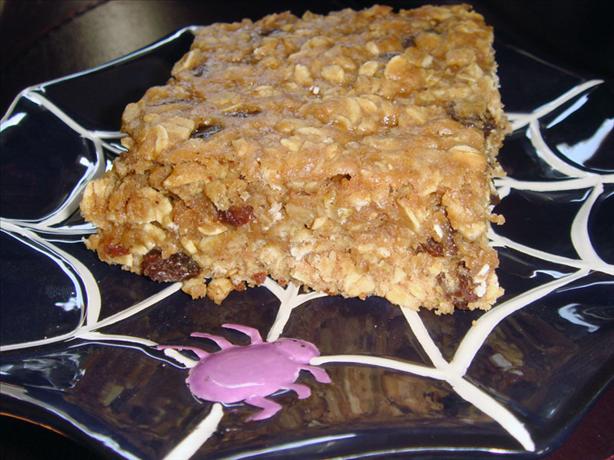 Chewy Oatmeal Spice Bars. Photo by Xanthia