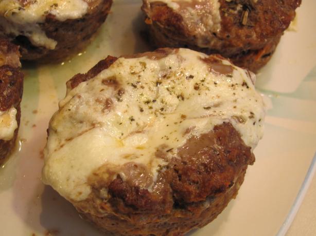 Pizza Meatloaf Cups. Photo by airlink diva