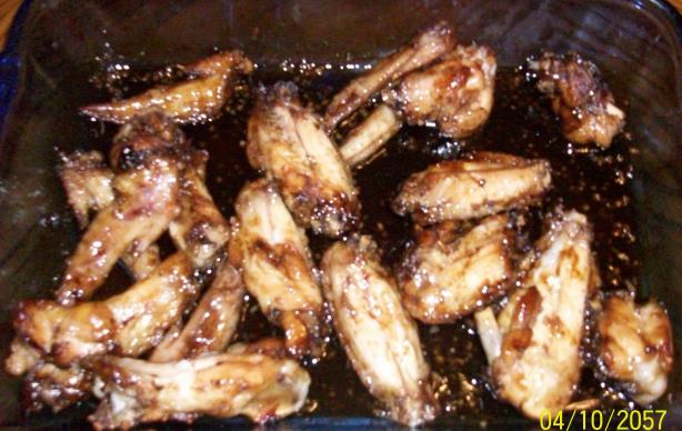 Honey Garlic Chicken Wings. Photo by internetnut
