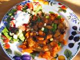 Pork Medallions With Apple-Apricot Chutney