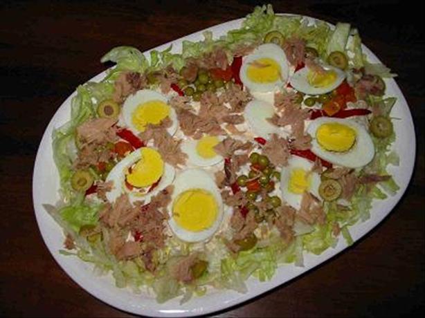 Delicious Garlic and Tuna Potato Salad. Photo by canarygirl