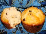 Yummy and Easy Raisin Muffins