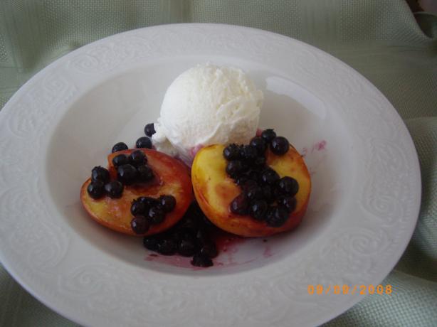 Peaches 'n' Berries. Photo by Sage