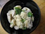 Weight Watchers Tortellini With Alfredo Sauce - Points = 6. Photo by punkyluv