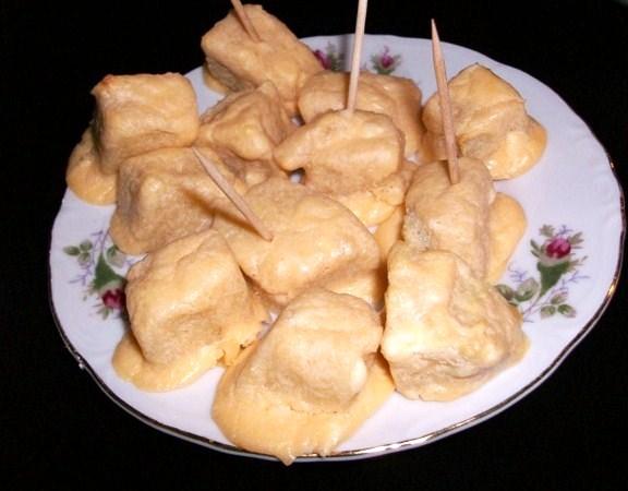 Hot Cheese Hors D'oeuvres. Photo by 2Bleu