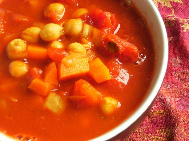 Moroccan Chickpea Chili. Photo by Lalaloula