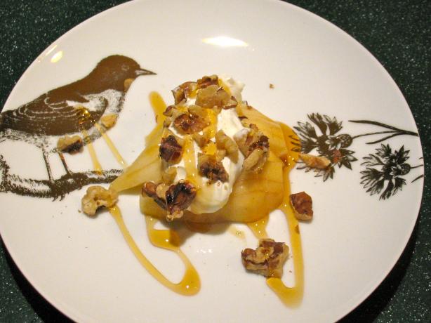 William Sonoma's Greek Yogurt With Pears and Honey. Photo by Chicagoland Chef du Jour