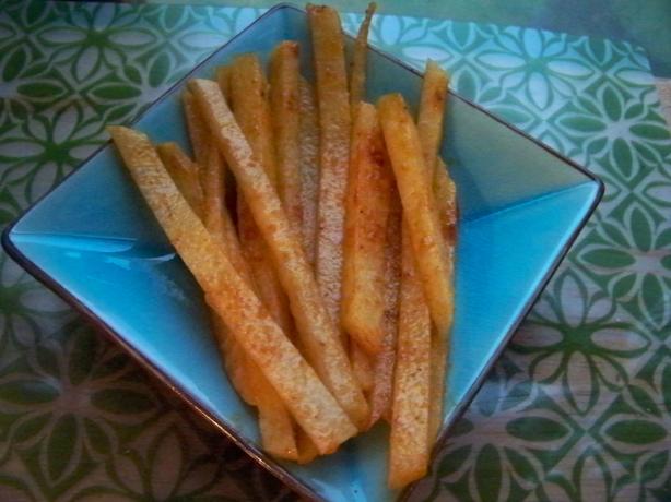 Jicama "fries" (Raw Food). Photo by Prose