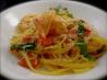 Linguini With Garlicky Shrimp and Fresh Tomatoes