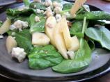 Spinach & Green Apple Salad. Photo by Rinshinomori