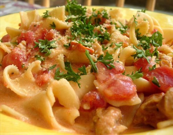 Pasta with Sausage, Tomatoes, and Cream. Photo by tunasushi