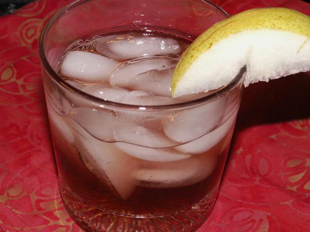 Pomegranate Pear Cocktail. Photo by JanuaryBride