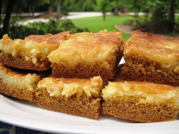 Ooey Gooey Butter Cake. Photo by gailanng