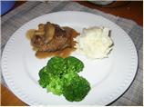Hamburgers with Brown Gravy (TOTAL Comfort Food aka "Meat Cakes" :)