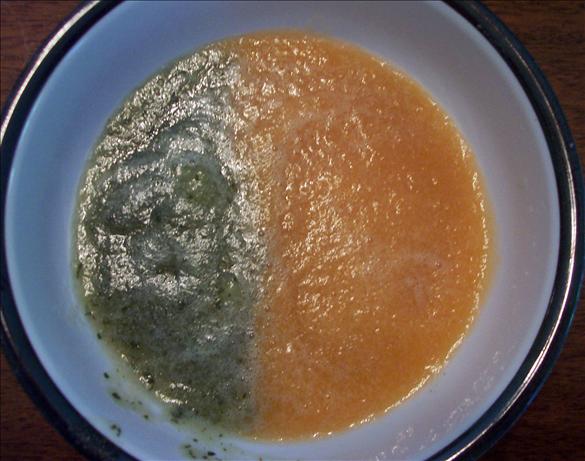Yin-Yang Melon Soup. Photo by ladypit