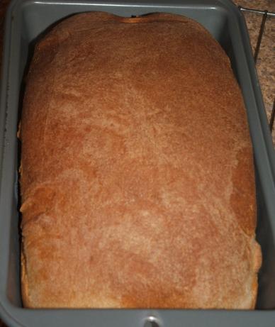 Machine Mixed Whole Wheat Sandwich Bread. Photo by Antifreesz
