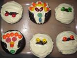 Easy Mummy Cupcakes. Photo by Nado2003