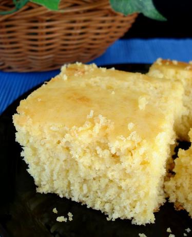 Low-Fat Cornbread. Photo by Marg (CaymanDesigns)