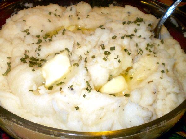 Instant Garlic Mashed Potatoes. Photo by Karen=^..^=