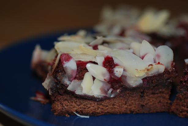 Raspberry Brownies. Photo by Katzen