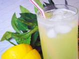 Perfect Lemonade (Real Lemons and Sugar)