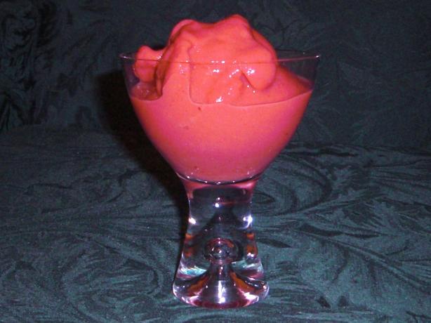 Strawberry Cloud Cocktail. Photo by KateL