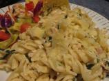 Mini Fusilli With Creamy Chicken and Spinach