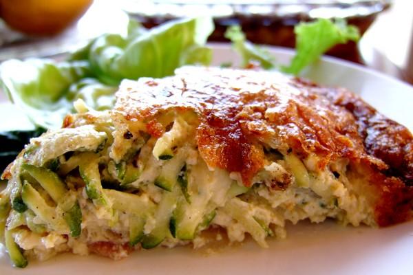 Caramelized Onion, Gruyere, and Spinach Crustless Quiche. Photo by Zurie