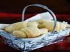 Old Fashioned Buttermilk Dinner Rolls. Recipe by Burgundy Damsel