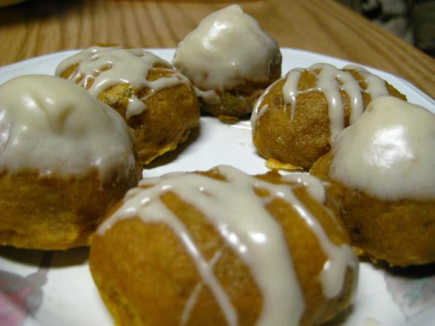 Pumpkin Walnut Cookies With Caramel Cream Cheese Frosting. Photo by caffeine junkie