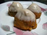 Pumpkin Walnut Cookies With Caramel Cream Cheese Frosting. Photo by caffeine junkie