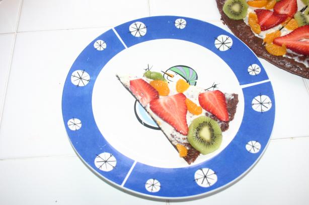 Brownie Fruit Pizza. Photo by Experimenter